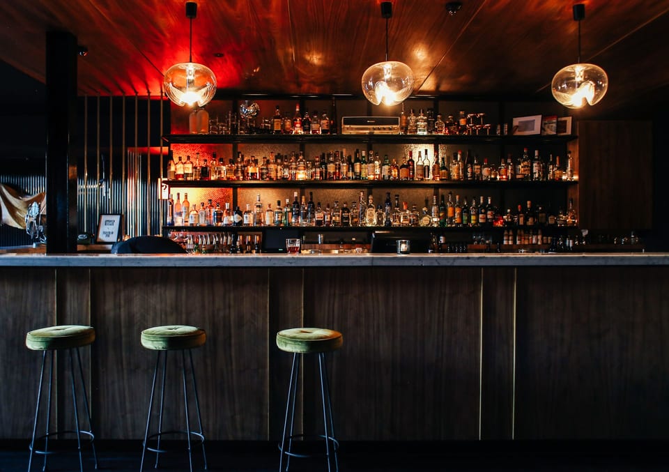 KHMELNO taproom — the bar with the taps